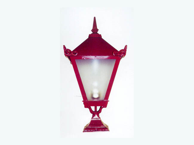 Geneva Pillar Light